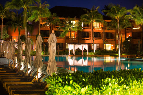 For Hotels & Resorts